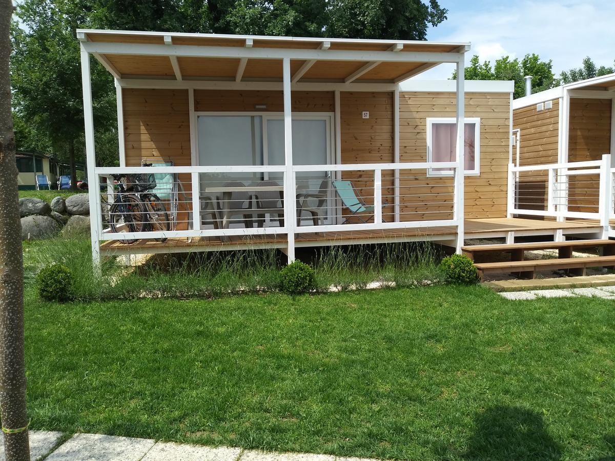 Casa Mobile Luxury con Vista Lago (4 Adulti)